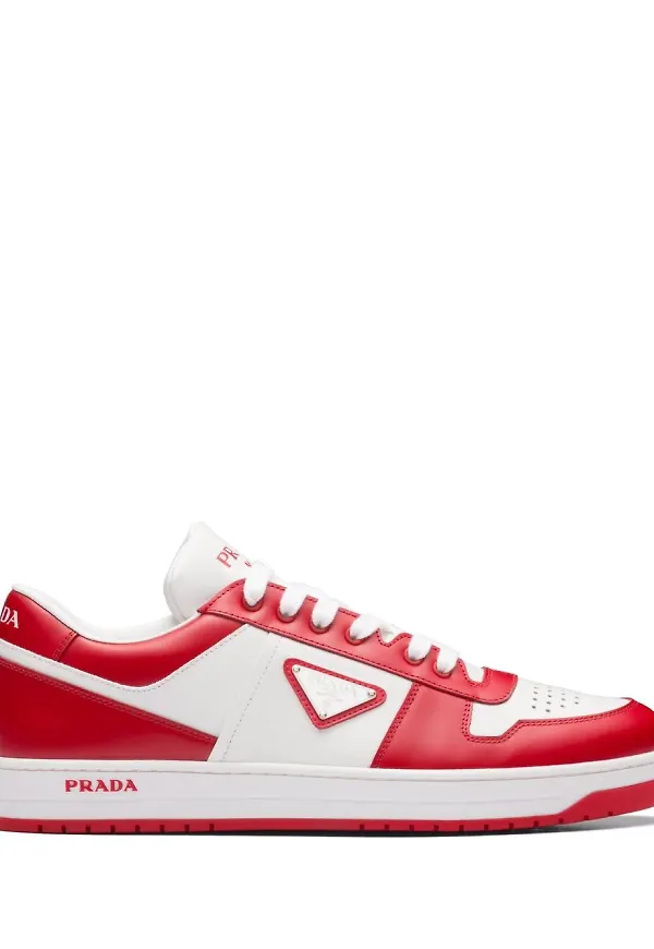 Prada låga sneakers med triangelmärke - Vit