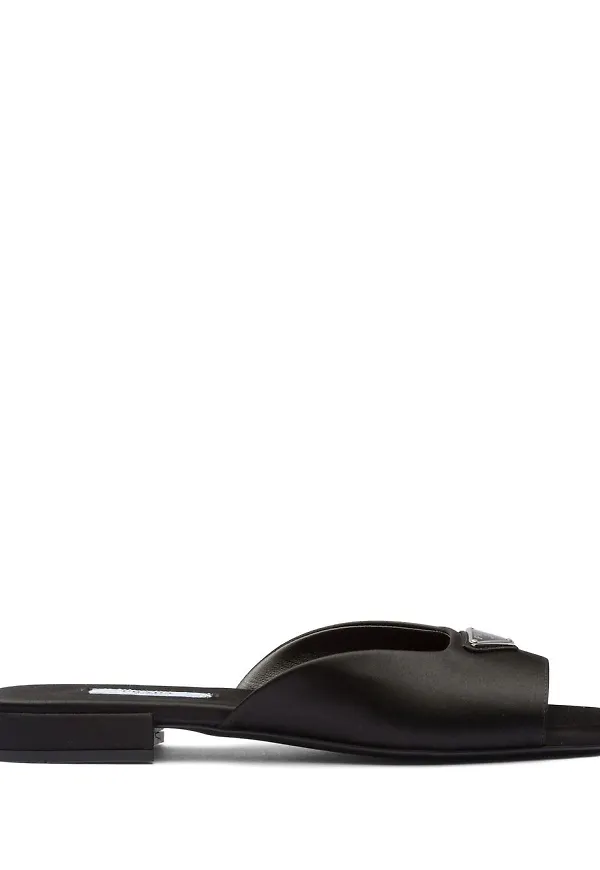 Prada platta sandaler - Svart