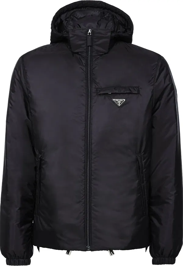 Prada puffjacka med huva - Svart