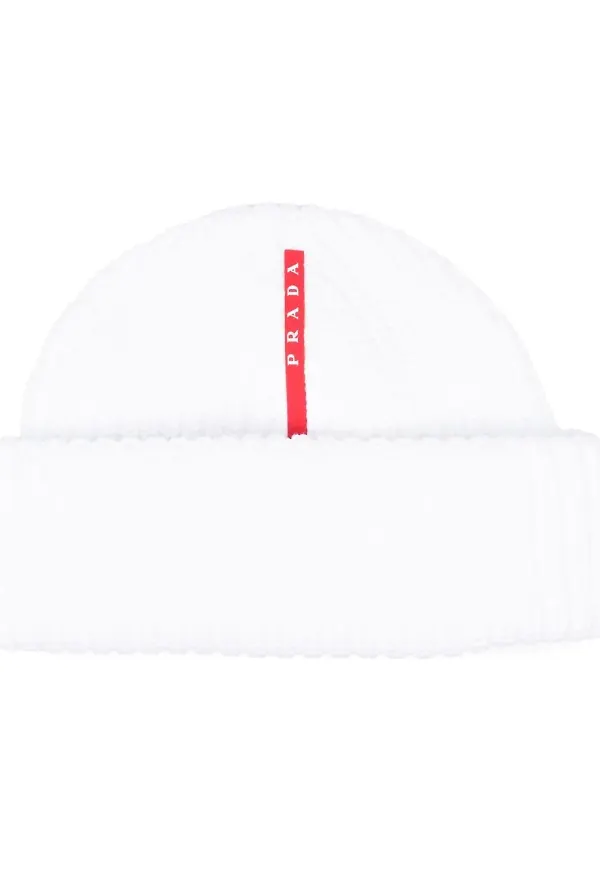 Prada ribbstickad mössa med logotypband - Vit