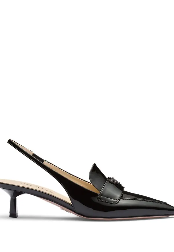 Prada slingback-pumps i lackat läder - Svart