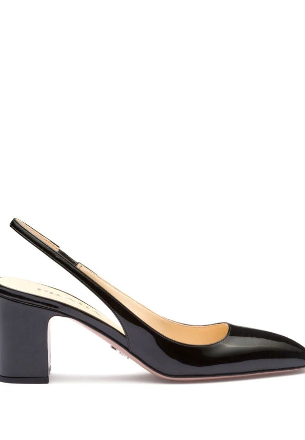 Prada slingback-pumps i lackat läder - Svart