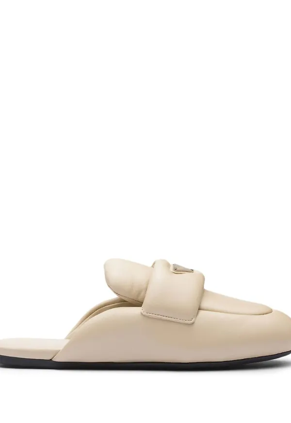 Prada slip-ons i nappaskinn - Neutral