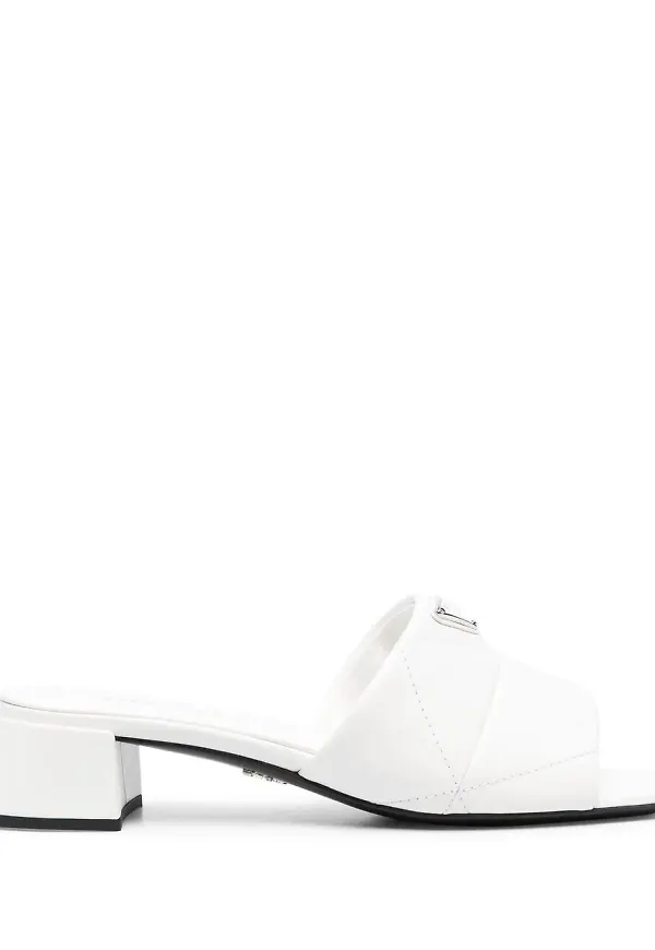 Prada slip-ons med logotyp 45 mm - Vit