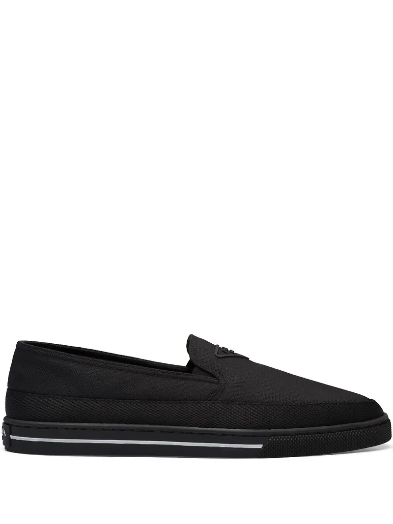 Prada slip on-sneakers - Svart