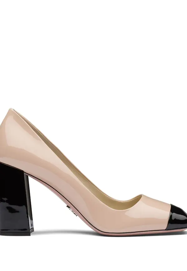 Prada tvåfärgade lackade pumps - Neutral
