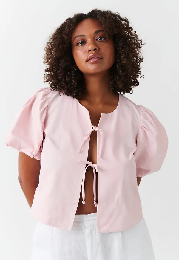 Puff sleeve blouse