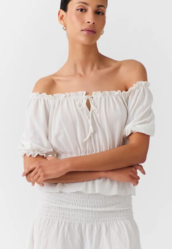 Puff sleeve top