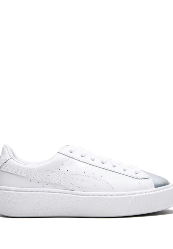 PUMA sneakers med kontrasterande tåhätta - Vit