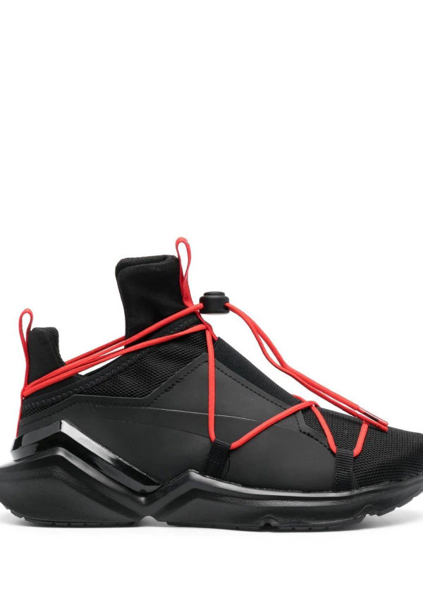 PUMA x Vogue Puma sneakers med kontrasterande snörning - Svart