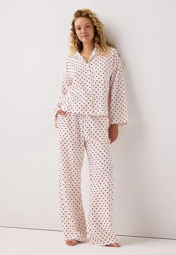 Pyjamasbyxor i bäckebölja med längre ben