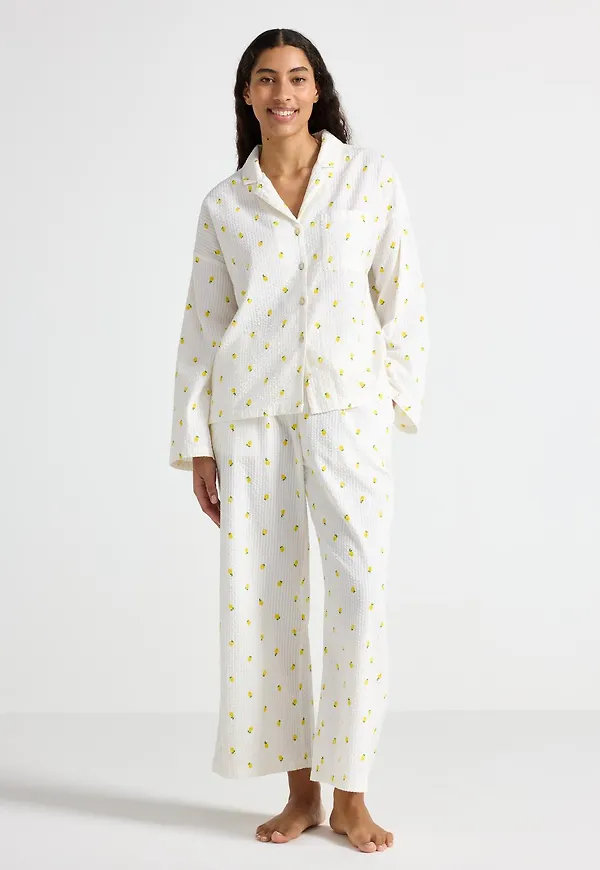 Pyjamasbyxor i bäckebölja