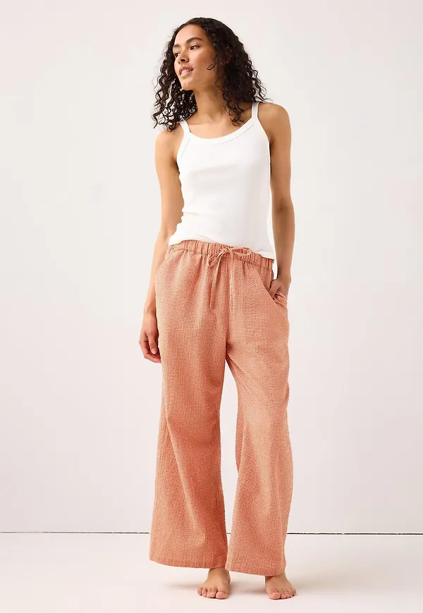 Pyjamasbyxor i bäckebölja