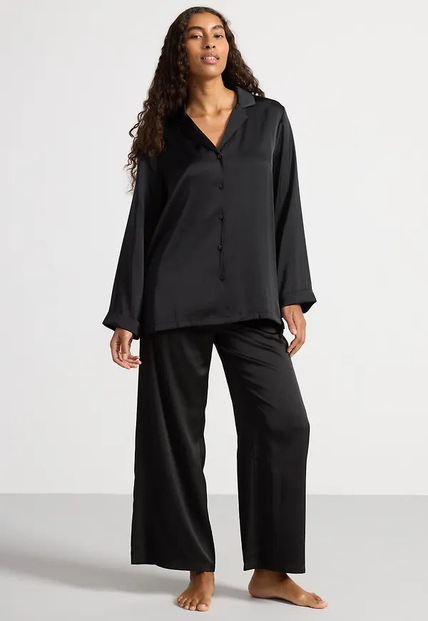 Pyjamasset i satin