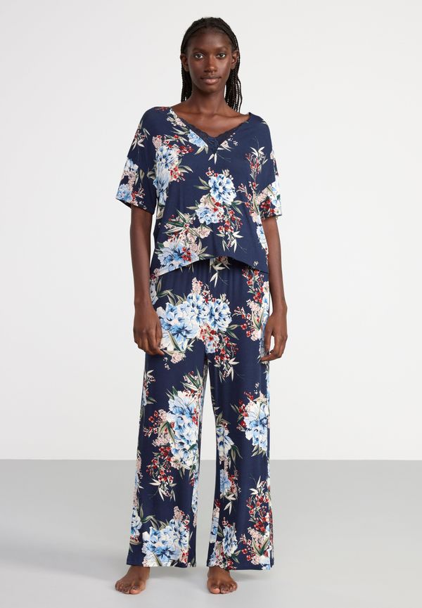Pyjamasset med kortärmad topp och byxa