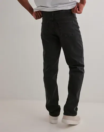 Que Sera Sera Donny Denim Straight jeans Svart