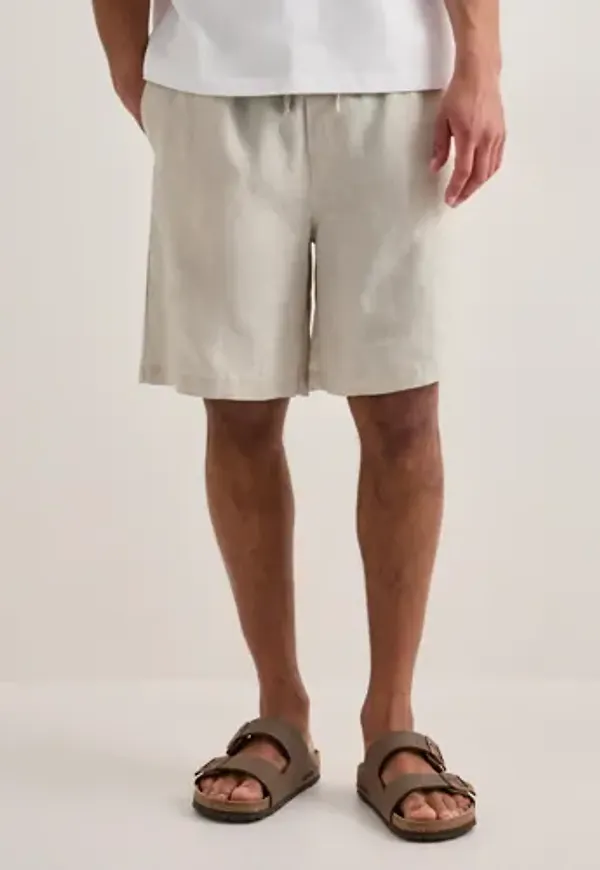Que Sera Sera Louis Linen Shorts Linneshorts Beige