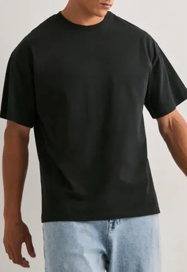 Que Sera Sera Tischi Blank Tee Oversized t-shirts Svart