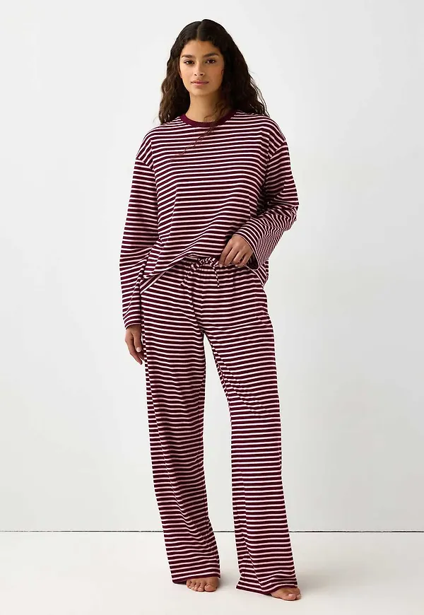 Randiga pyjamasbyxor