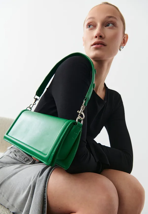 Rectangular bag