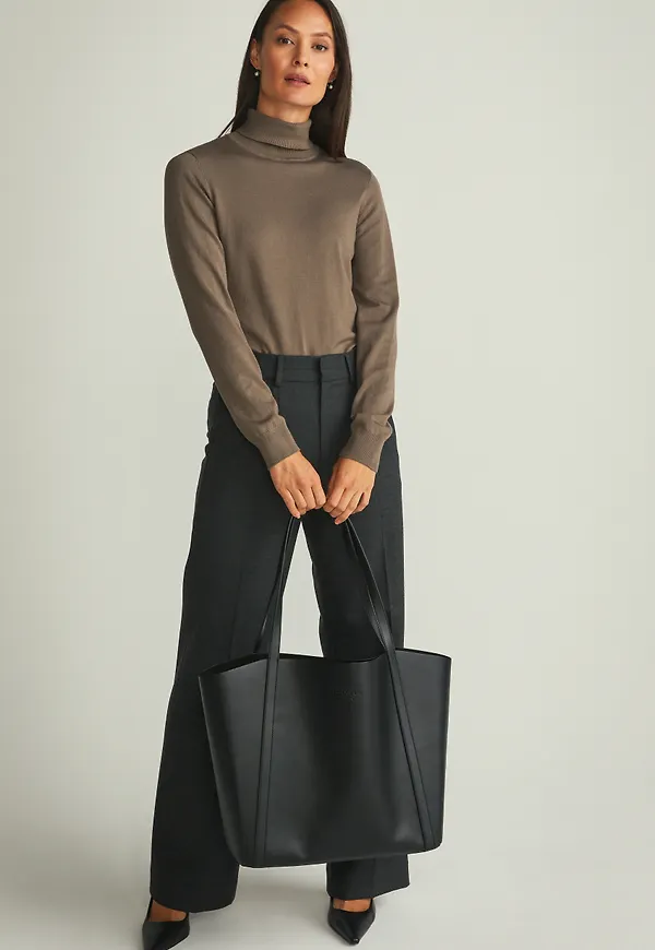 Regina rollneck