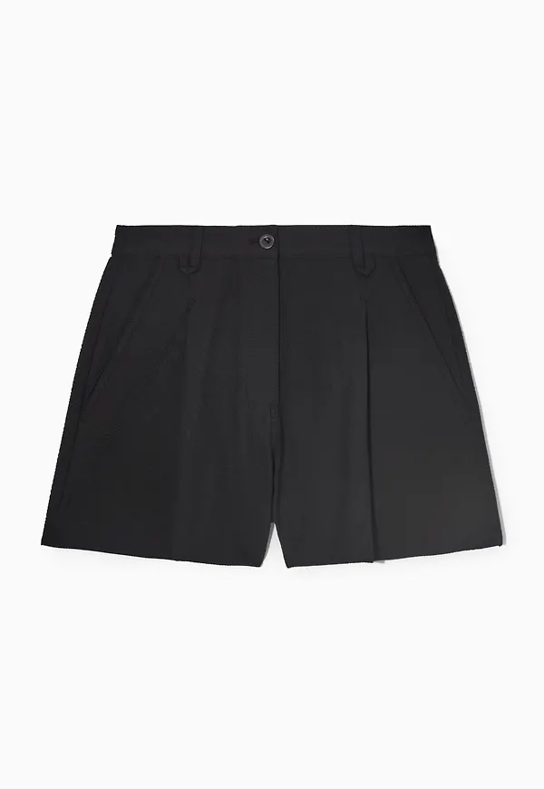 REGULAR-FIT SEERSUCKER SHORTS