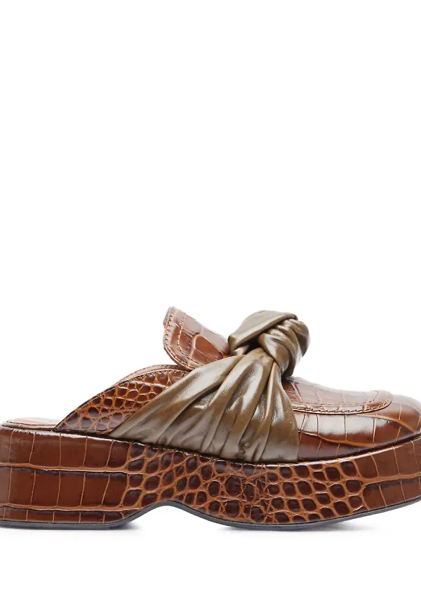 Rejina Pyo slip-ons i läder - Brun