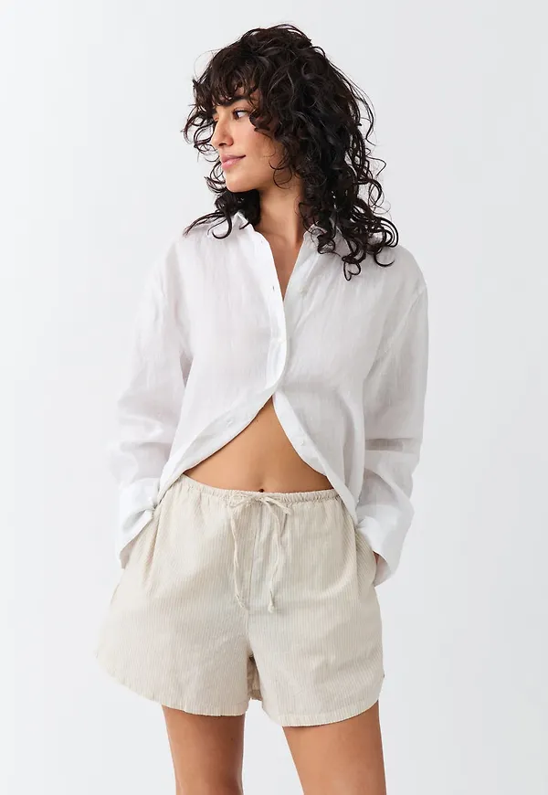 Relaxed linen blend shorts