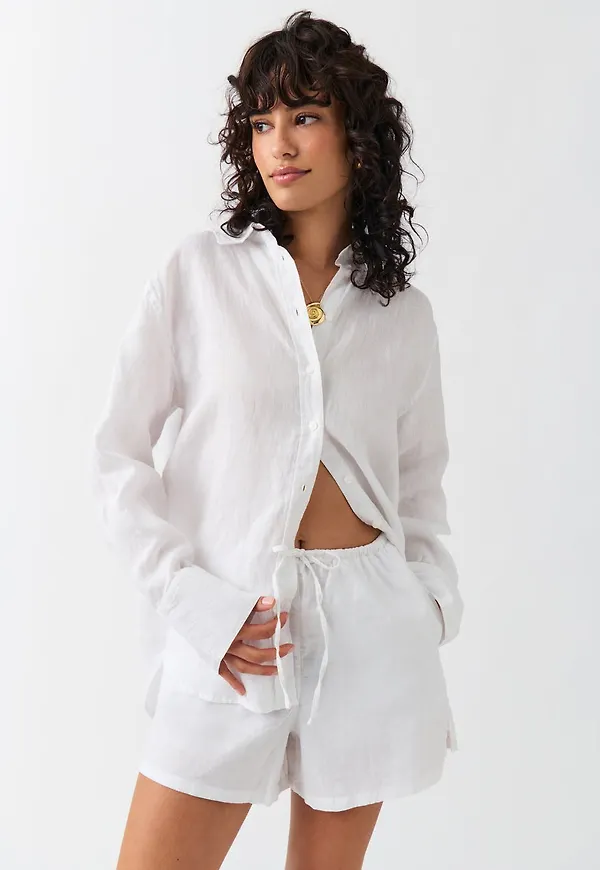 Relaxed linen blend shorts