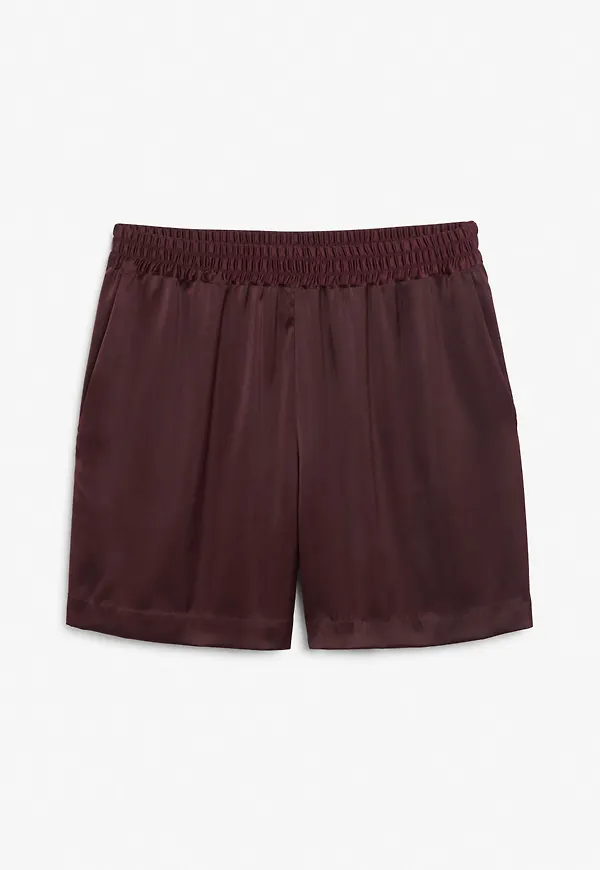 Relaxed satin shorts - Red