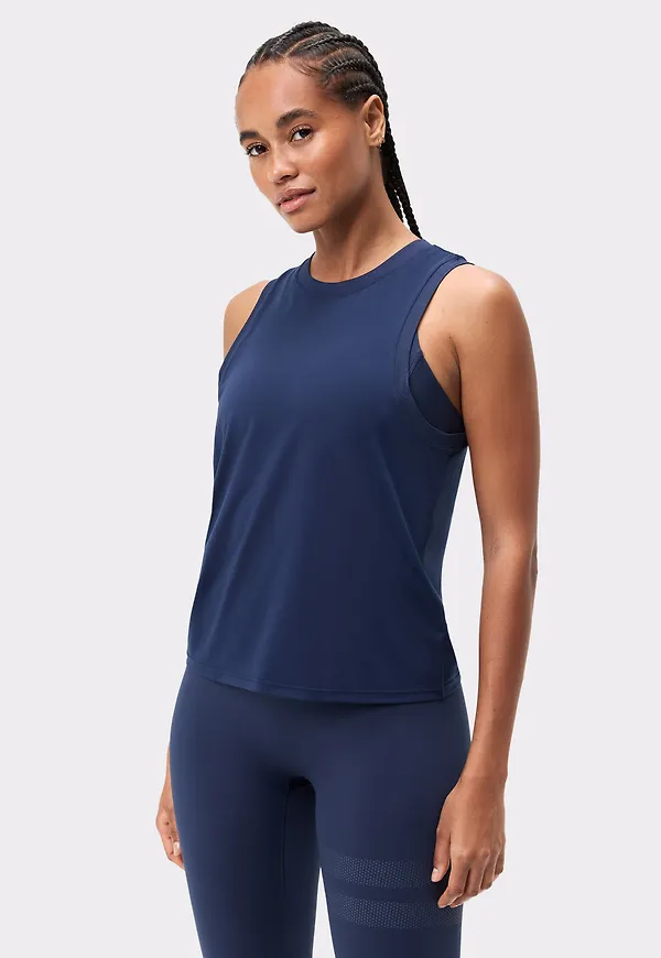 Relaxed Tank