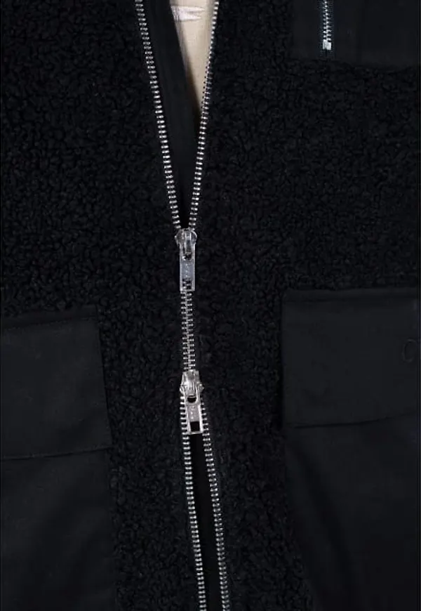 Remy Pile Vest - Black