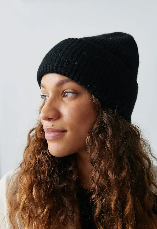 Gina Tricot - Rib beanie - mössor - Svart - ONESIZE - Dam