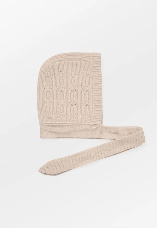 Rib Bonnet Beanie