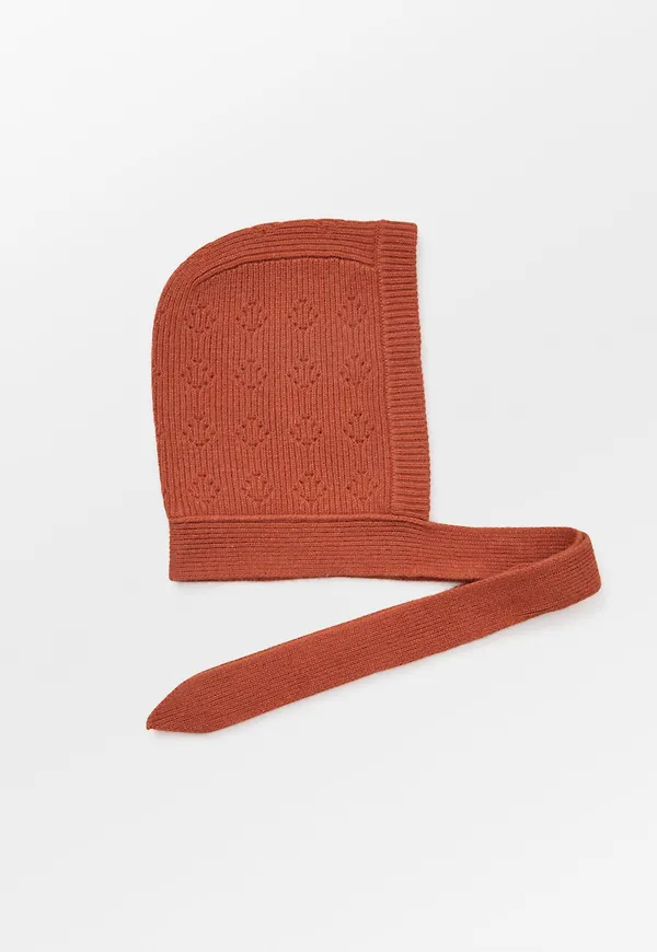 Rib Bonnet Beanie