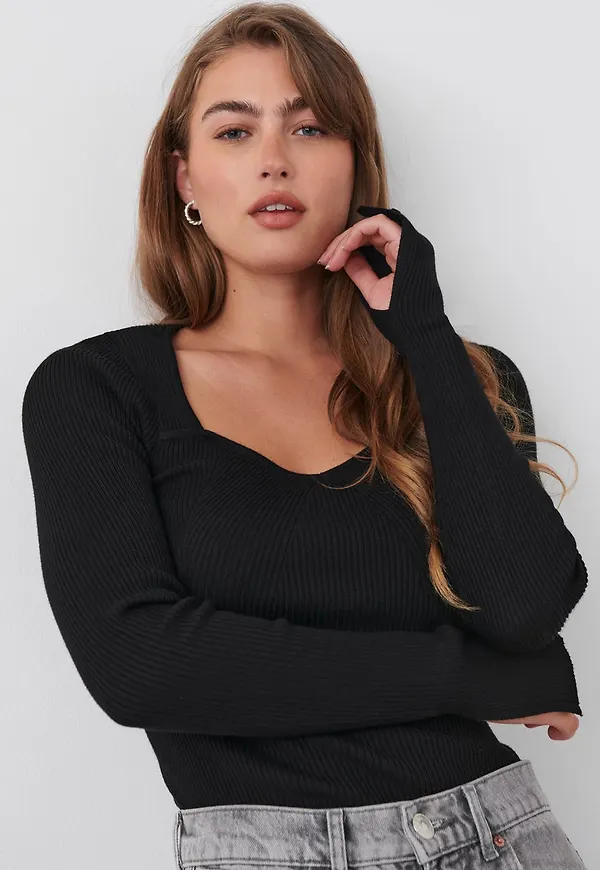 Rib knitted top