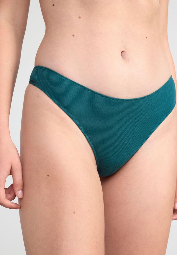 Ribbad stringtrosa med låg midja