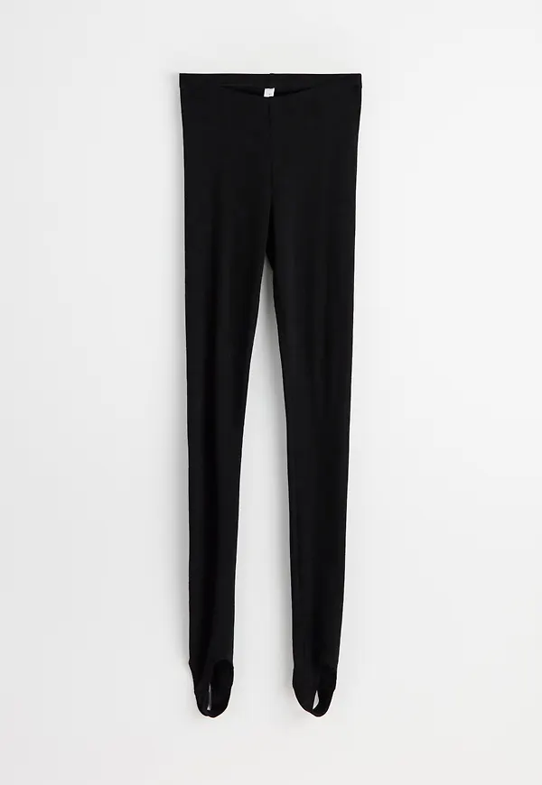 Ribbade leggings i merinoull med fothällor