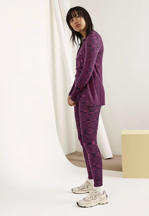 Ribbstickad cardigan