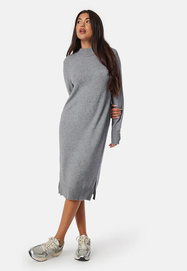 Ril Crew Neck Midi Dress