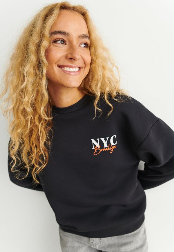 Riley sweater