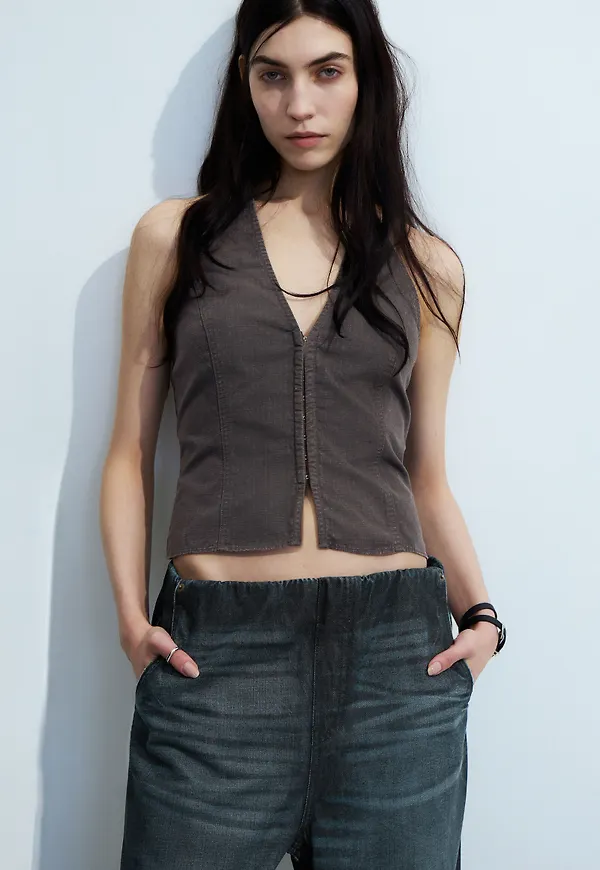 Ripstop Halter V-neck Top