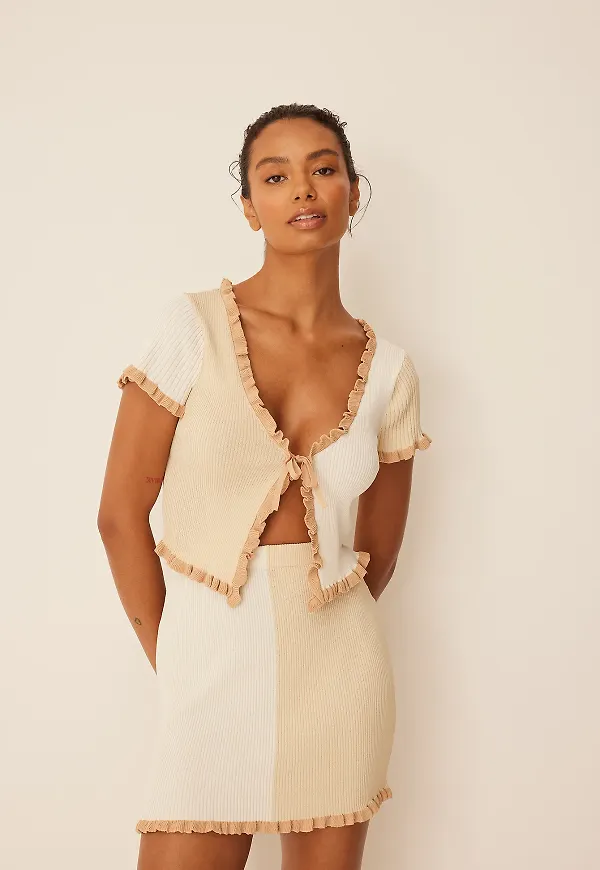 Romee Strijd x NA-KD Mini-minikjol - Beige