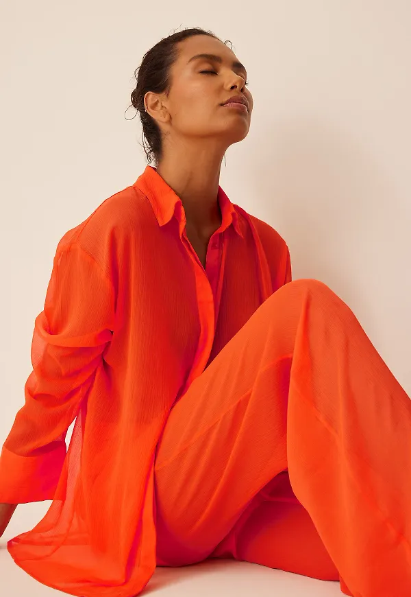 Romee Strijd x NA-KD Tunn oversize skjorta - Orange