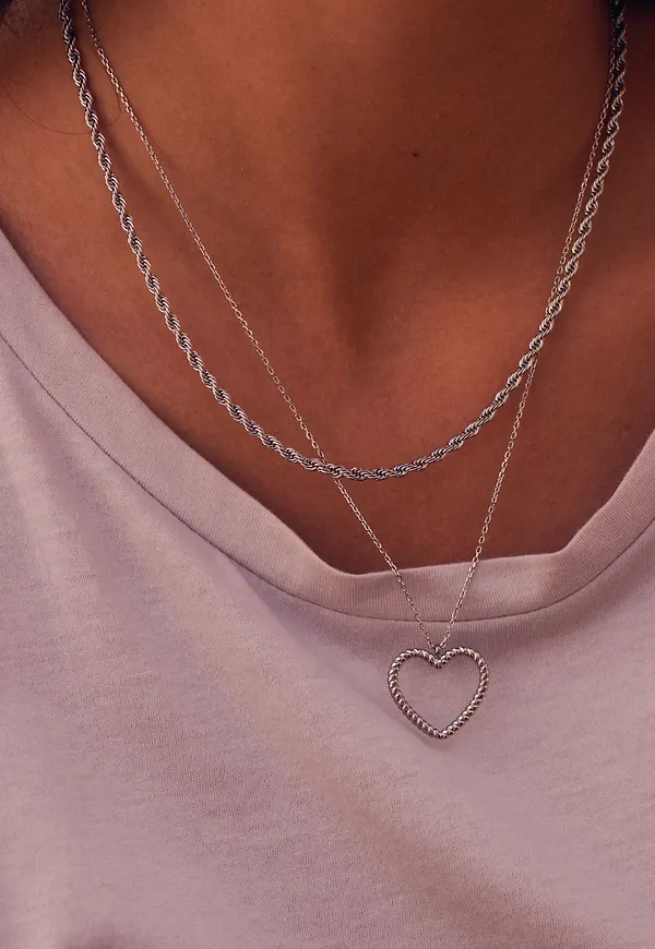 Rope chain necklace