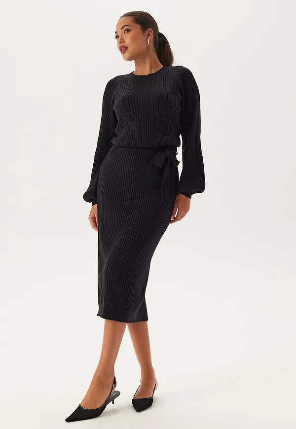 Round Neck Rib Knitted Midi Dress