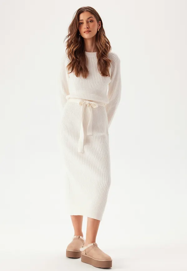Round Neck Rib Knitted Midi Dress