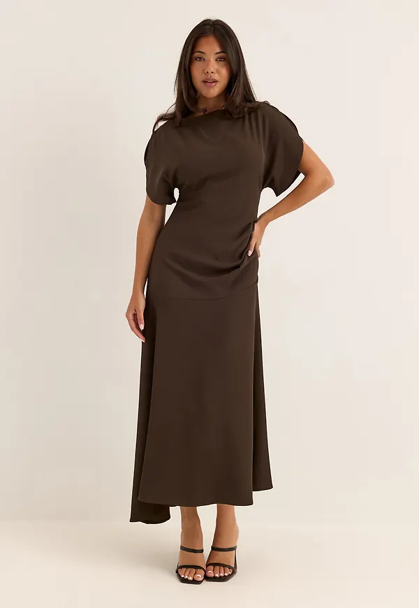 Rounded Sleeve Maxi Dress – Bubbleroom