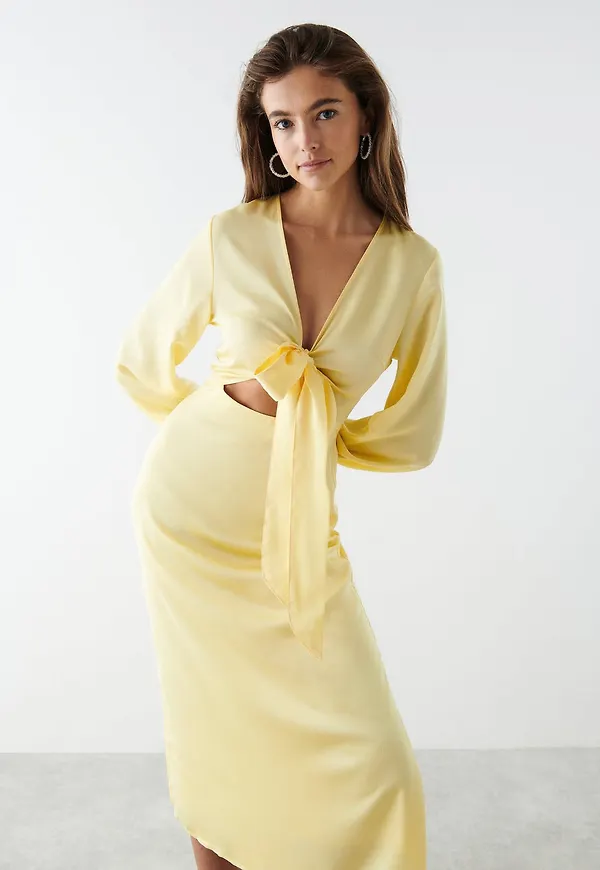 Ruby cutout dress