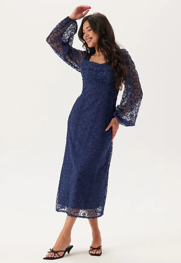 Ruched L/S Midi Dress